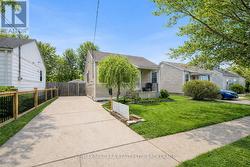 5 HOMEWOOD AVENUE  St. Catharines (Facer), ON L2M 5L2