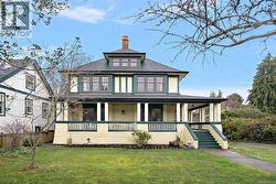 132 Government St S  Victoria, BC V8V 2K7