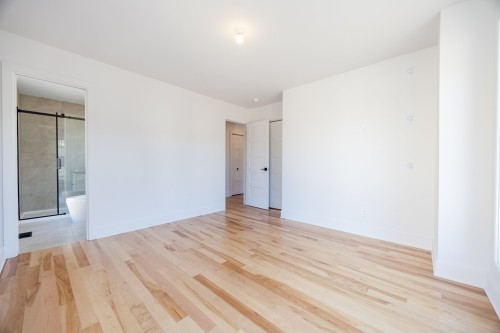 Chambre à coucher principale - 11 Rue De Beaumont, Blainville, QC - Indoor Photo Showing Other Room