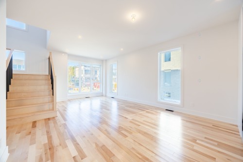 Salon - 11 Rue De Beaumont, Blainville, QC - Indoor Photo Showing Other Room