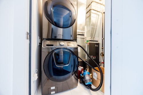 Salle de lavage - 604-1310 Boul. René-Lévesque O., Montréal (Ville-Marie), QC - Indoor Photo Showing Laundry Room