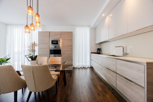 Cuisine - 604-1310 Boul. René-Lévesque O., Montréal (Ville-Marie), QC - Indoor