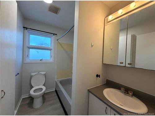 285 Church, Bathurst, NB 