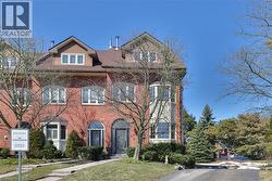 63 TRADEWIND Drive  Oakville, ON L6L 6K8