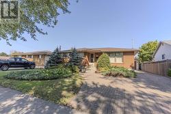 441 Donald ST W  Thunder Bay, ON P7E 5Y4