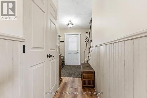 205 Keewatin Street, Oshawa (Donevan), ON - Indoor Photo Showing Other Room