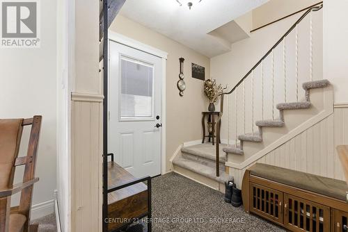 205 Keewatin Street, Oshawa (Donevan), ON - Indoor Photo Showing Other Room