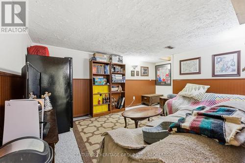 205 Keewatin Street, Oshawa (Donevan), ON - Indoor Photo Showing Bedroom