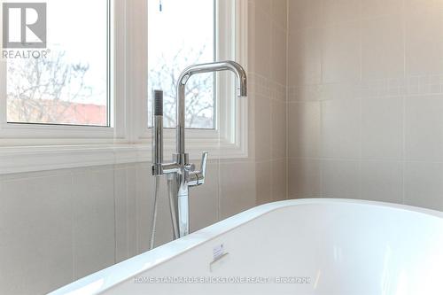 4538 Penhallow Road, Mississauga, ON - Indoor Photo Showing Bathroom