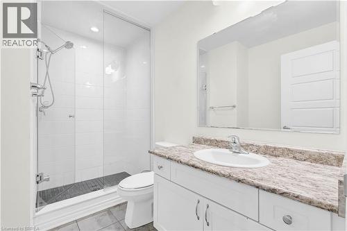 Bathroom featuring a stall shower and vanity - 143 Ridge Road Unit# 48, Cambridge, ON - Indoor Photo Showing Bathroom