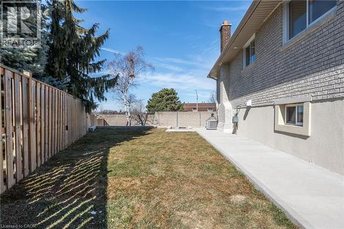 64 Brookstream Court, Hamilton, ON - Outdoor