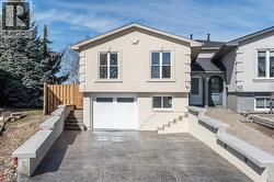 64 BROOKSTREAM Court  Hamilton, ON L8K 6J2