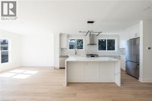 64 Brookstream Court, Hamilton, ON - Indoor Photo Showing Kitchen