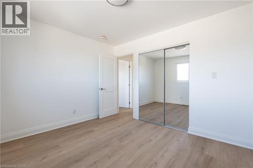 64 Brookstream Court, Hamilton, ON - Indoor Photo Showing Other Room