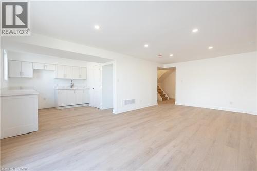 64 Brookstream Court, Hamilton, ON - Indoor Photo Showing Kitchen