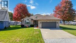4689 Crescent DRIVE Port Lambton, ON N0P 2B0