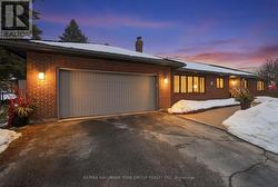 103 CURTIS CRESCENT  King, ON L7B 1C2