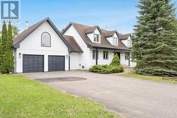 3 MATTHEW COURT Wasaga Beach, ON L9Z 1J5