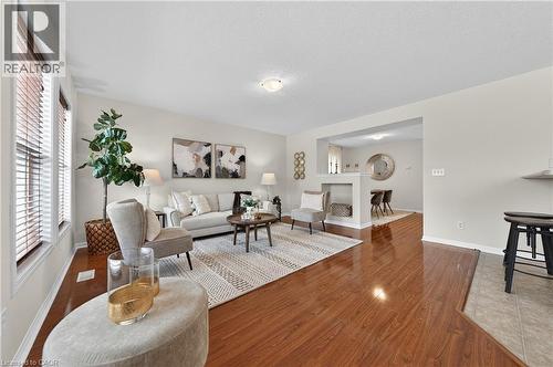 20 Longspur Way, Cambridge, ON - Indoor Photo Showing Living Room