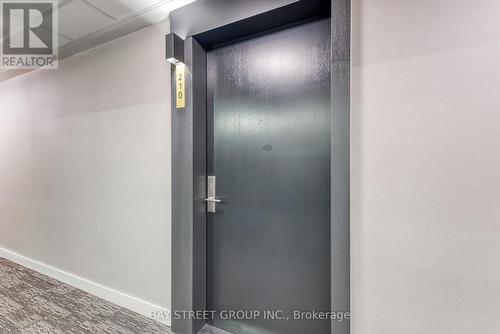 210 - 158 Front Street E, Toronto, ON - Indoor Photo Showing Other Room