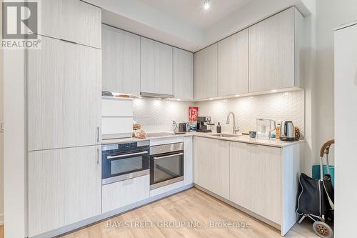 210 - 158 Front Street E, Toronto, ON - Indoor Photo Showing Kitchen With Upgraded Kitchen