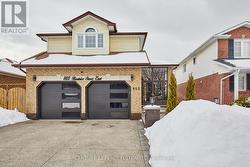 803 BEATRICE STREET E  Oshawa, ON L1K 2H8