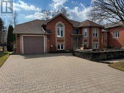 437 RAMBLEWOOD DRIVE Wasaga Beach, ON L9Z 1P3