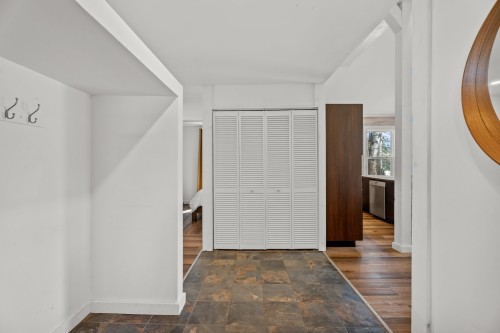Mud Room - 3905  - 3909 Ch. Paiement, Sainte-Agathe-Des-Monts, QC - Indoor Photo Showing Other Room
