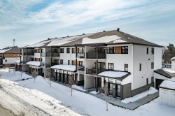 11-900 Rue du Gisement  Sherbrooke (Les Nations), QC J1H 0N4