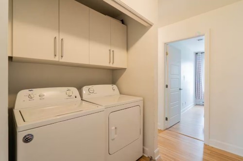 Salle de lavage - 4135 Grande Allée, Longueuil (Saint-Hubert), QC - Indoor Photo Showing Laundry Room