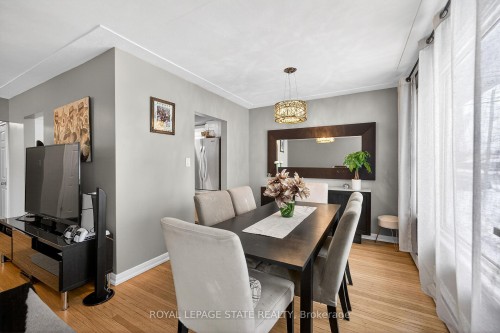 624 Upper Ottawa Street, Hamilton, ON - Indoor Photo Showing Dining Room