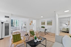 921-633 Bay Street  Toronto, ON M5G 2G4