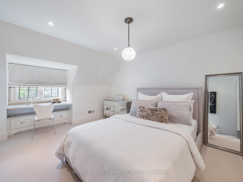 64 Old Forest Hill Road, Toronto, ON - Indoor Photo Showing Bedroom