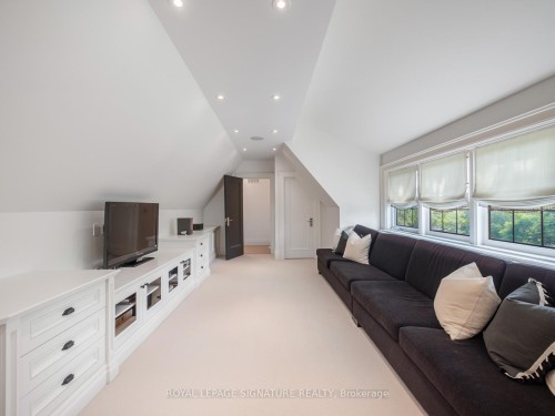 64 Old Forest Hill Road, Toronto, ON - Indoor