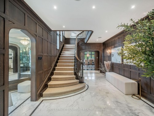 64 Old Forest Hill Road, Toronto, ON - Indoor Photo Showing Other Room
