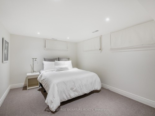 64 Old Forest Hill Road, Toronto, ON - Indoor Photo Showing Bedroom