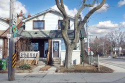 1746 Queen Street E Toronto, ON M4L 1G7