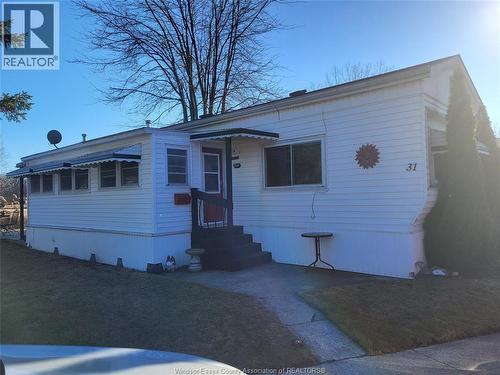 31 WILDER South  Lakeshore, ON N8N 2T1