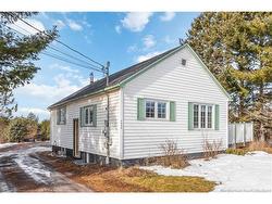 1088 McLaughlin DR  Moncton, NB E1G 3R2