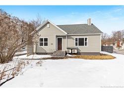 109 Canada ST  Fredericton, NB E3A 3Z4