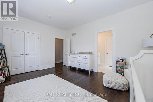955 Eighth Street, Mississauga, ON - Indoor Photo Showing Bedroom