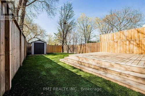 955 Eighth Street, Mississauga, ON - Outdoor