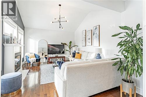 1989 Quarrier Road, London, ON - Indoor Photo Showing Living Room With Fireplace