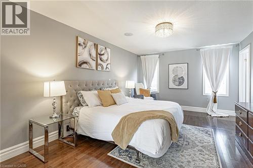 1989 Quarrier Road, London, ON - Indoor Photo Showing Bedroom
