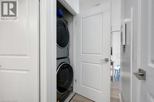 50 Grand Avenue S Unit# 712, Cambridge, ON - Indoor Photo Showing Laundry Room