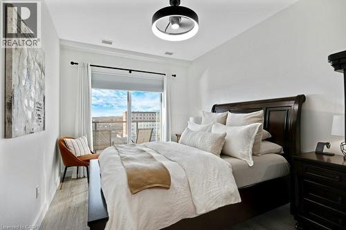 50 Grand Avenue S Unit# 712, Cambridge, ON - Indoor Photo Showing Bedroom