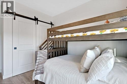 50 Grand Avenue S Unit# 712, Cambridge, ON - Indoor Photo Showing Bedroom