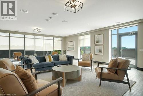 50 Grand Avenue S Unit# 712, Cambridge, ON - Indoor Photo Showing Living Room