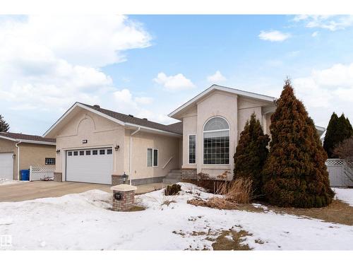 237 Parkallen WY  Wetaskiwin, AB T9A 3J2