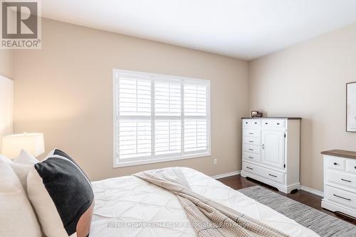 4680 Mcleod Road, Burlington, ON - Indoor Photo Showing Bedroom